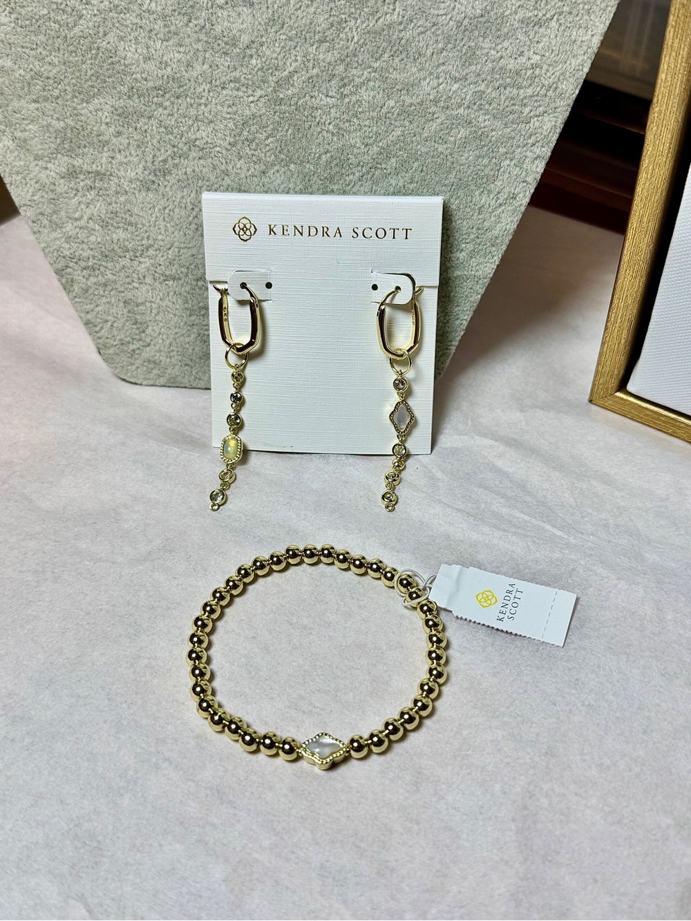 Kendra Scott Mixed Stone Drop Earrings & Gold Beaded Bracelet Set New